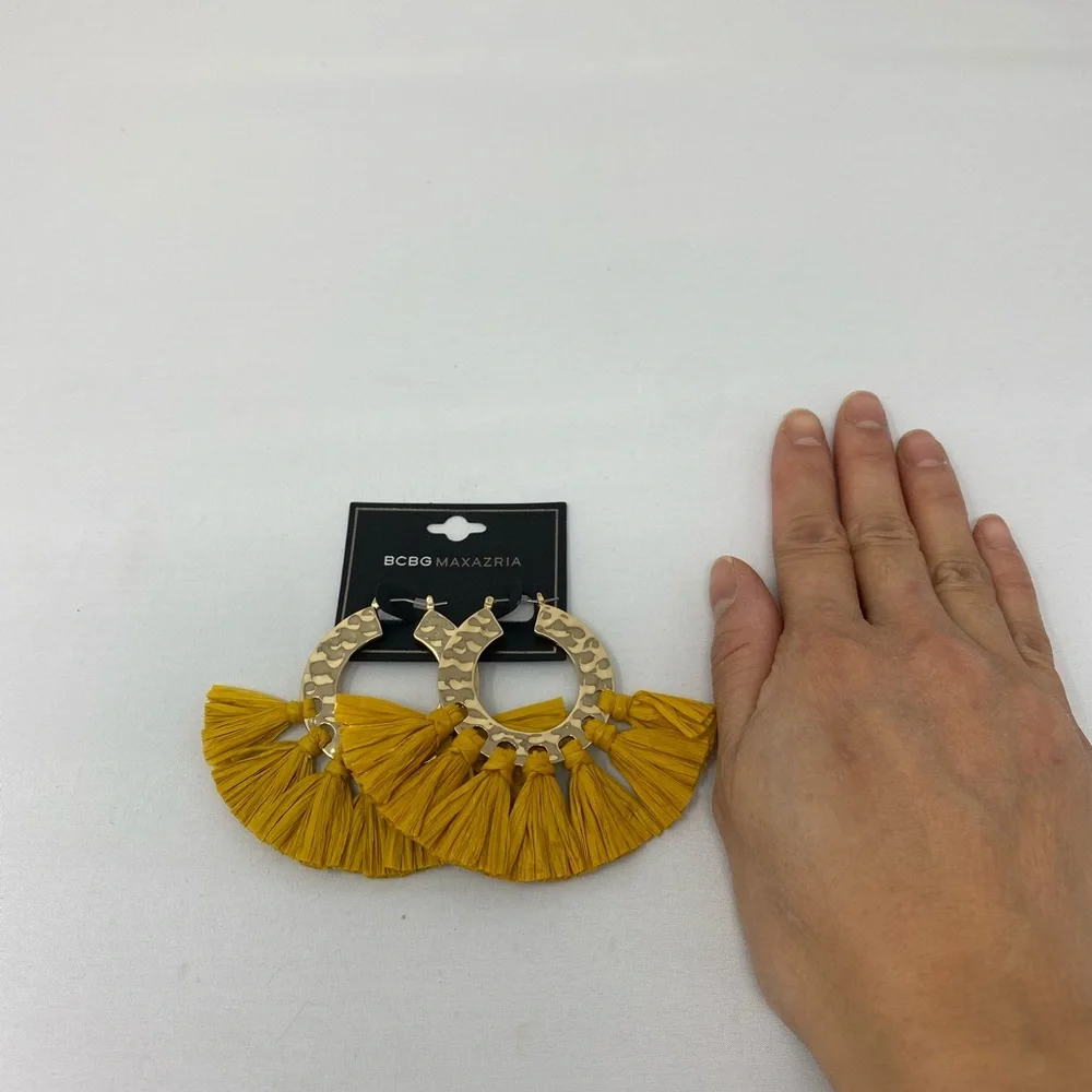 BCBG yellow fringe earrings - Picture 2 of 4